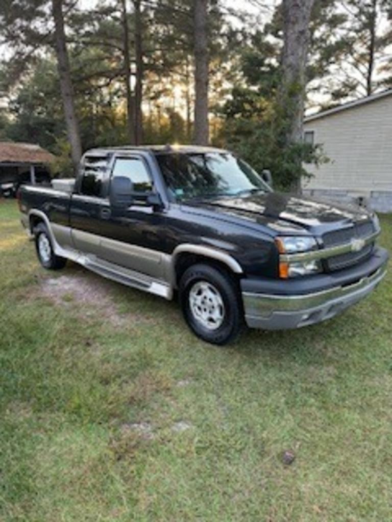 2003 Chevrolet Silverado 1500 LS's photo